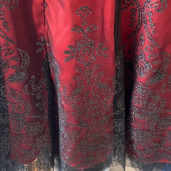 Dress - Picture 4 of 6